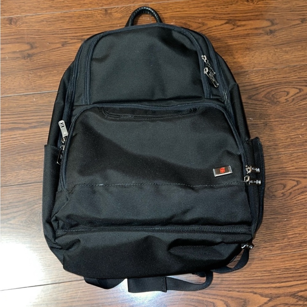 Victorinox Swiss Army Black Laptop Big Ben Travel Backpack.